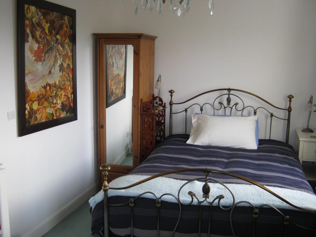 No 1 Broughton Bed & Breakfast Пироволл Номер фото